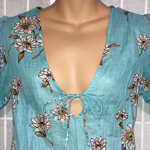 Intimately by FREE PEOPLE Floral Print Babyblue Short Sleeve Bodysuit Blouse S - Picture 7 of 12